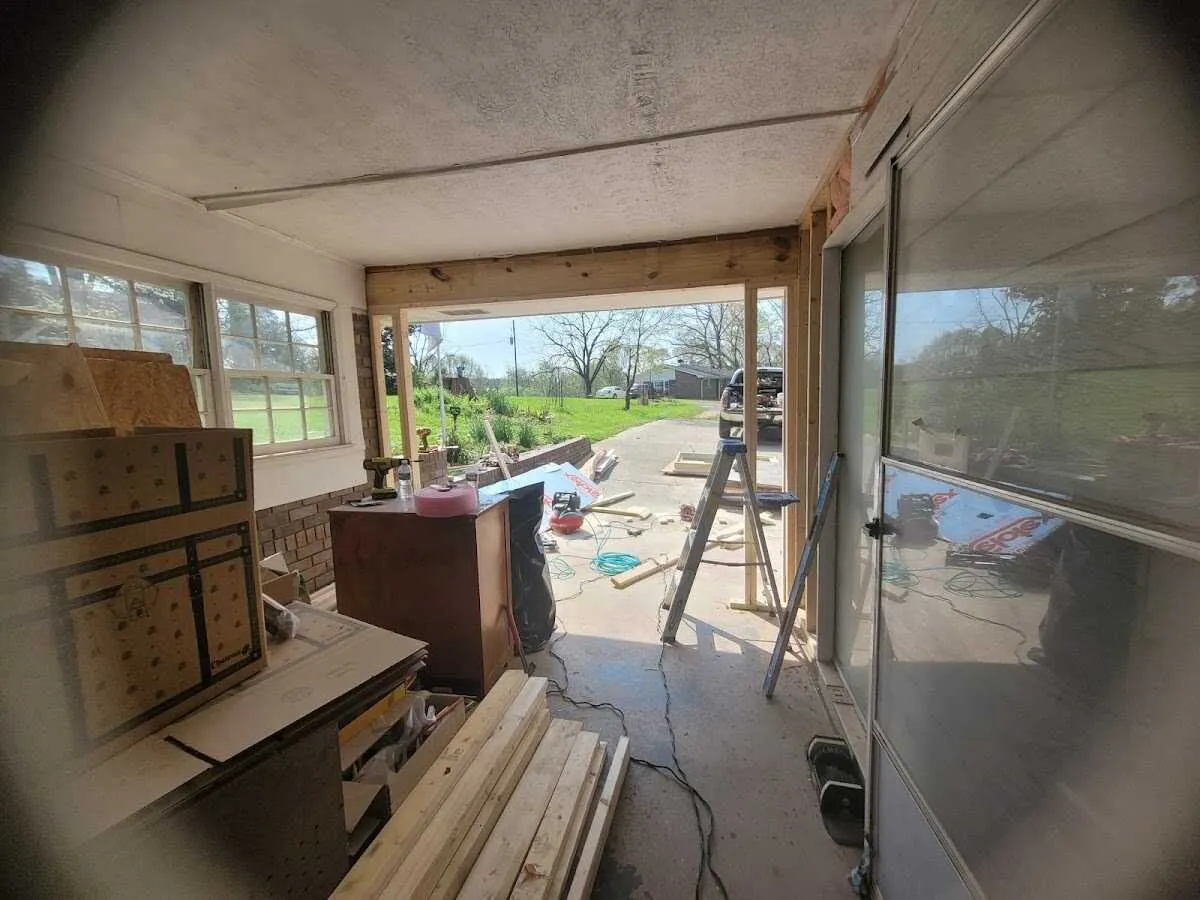 Air movers and dehumidifier for Drying & Dehumidification in Wilson